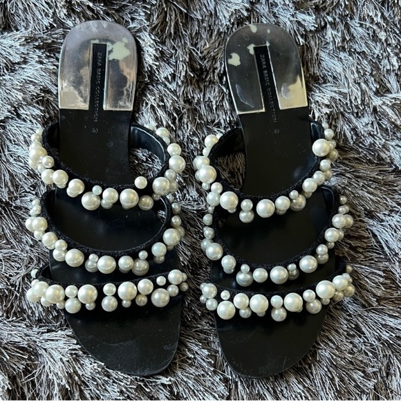 Zara Shoes - Zara Chunky Pearl Sandals